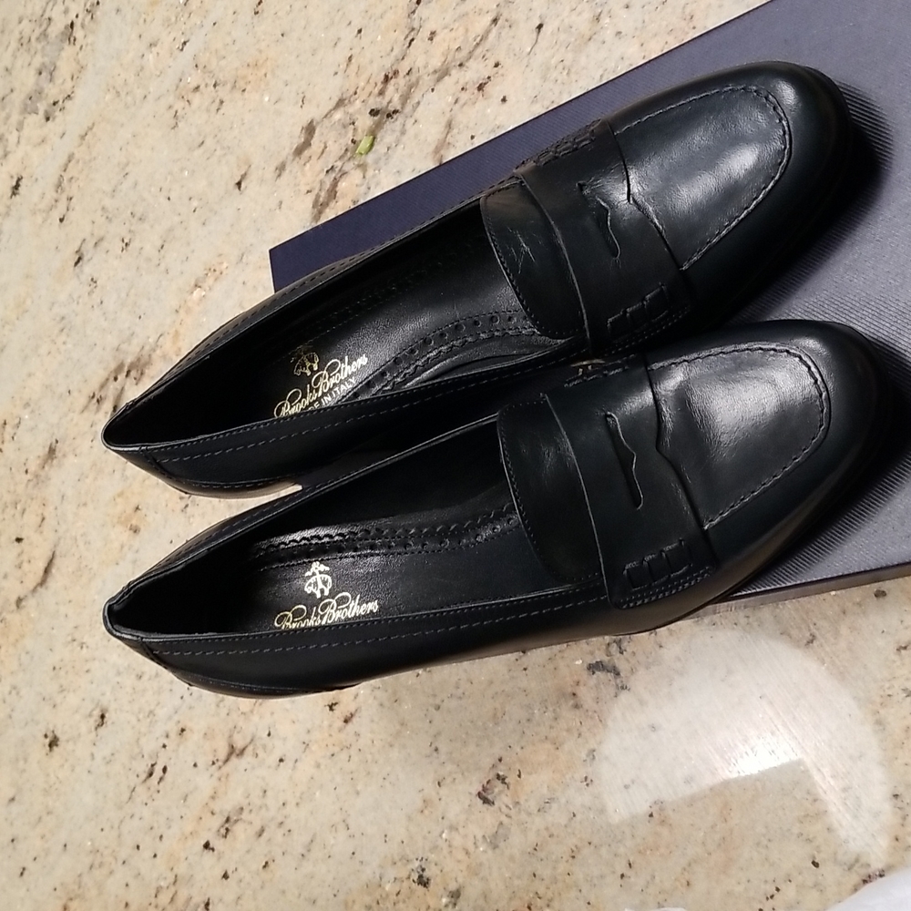 Navy Brooks Brothers shoes